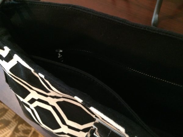 Sophisticated Sadie Purse - Image 9