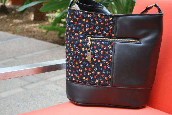 Kitty Bucket Bag - Image 2