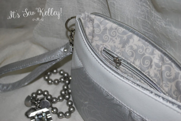 Bride to Be Clutch - Image 3