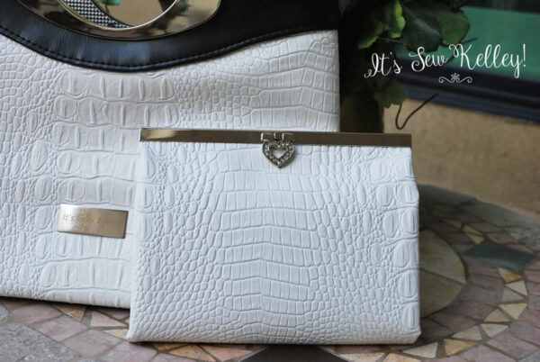 5th Avenue Handbag - Image 8