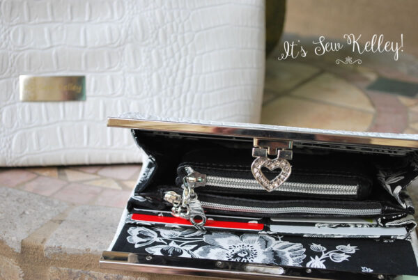 5th Avenue Handbag - Image 10