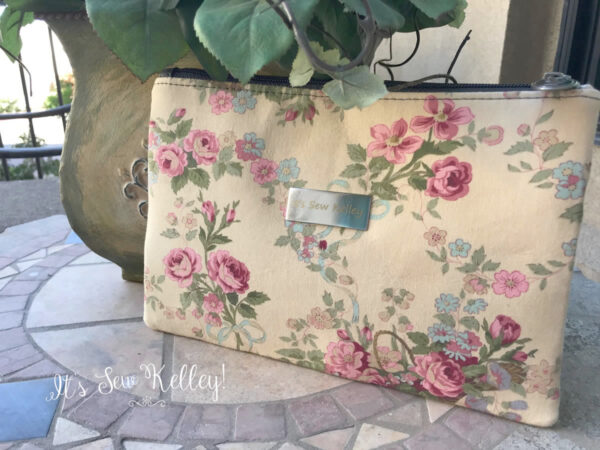 Cameo Cosmetic Bag - Image 3
