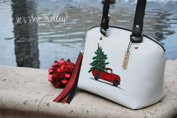 Christmas Lola - Image 2