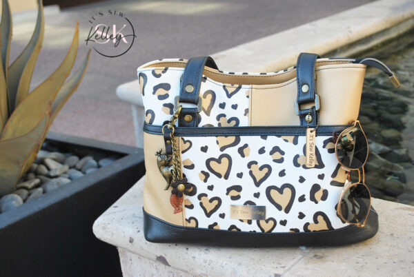 Leopard Love Handbag - Image 2