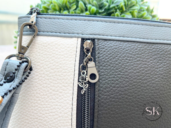 Classic Clutch - Image 8